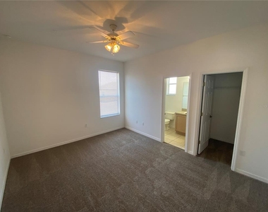 414 Ryans Ridge Avenue - Photo Thumbnail 7