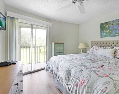 6505 Stone River Road - Photo Thumbnail 14