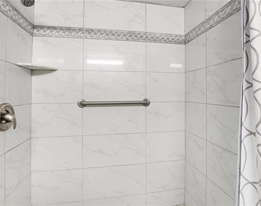 6505 Stone River Road - Photo Thumbnail 25