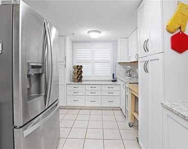 6505 Stone River Road - Photo Thumbnail 7