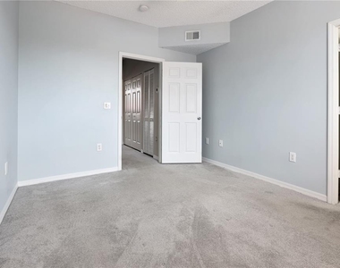 5700 Bentgrass Drive - Photo Thumbnail 16