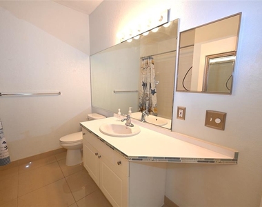 5110 Northridge Road - Photo Thumbnail 12