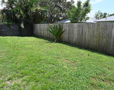 1922 Marcia Street - Photo Thumbnail 20