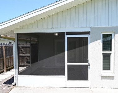 1922 Marcia Street - Photo Thumbnail 21