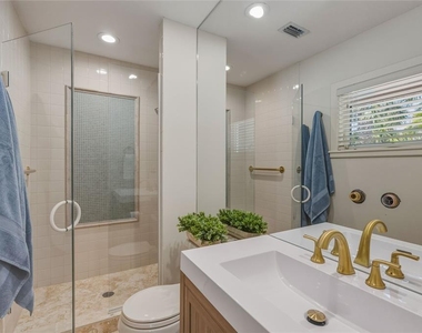 106 49th Street - Photo Thumbnail 24