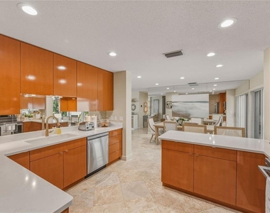 106 49th Street - Photo Thumbnail 19