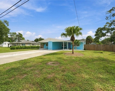 1004 67th Avenue W - Photo Thumbnail 44