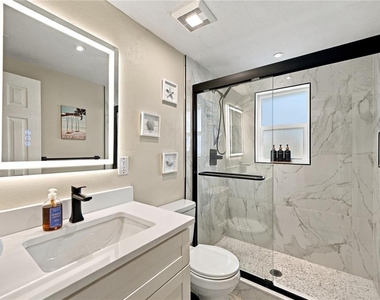 1004 67th Avenue W - Photo Thumbnail 50