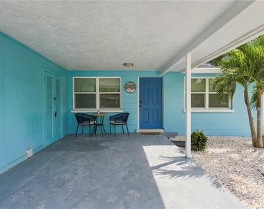 1004 67th Avenue W - Photo Thumbnail 5