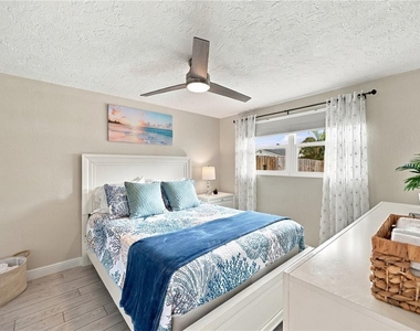 1004 67th Avenue W - Photo Thumbnail 20