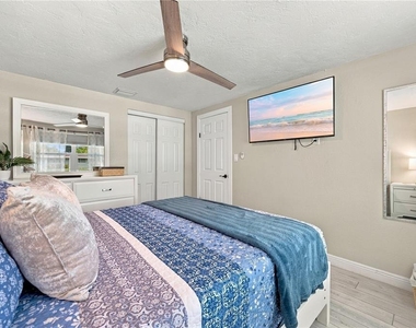 1004 67th Avenue W - Photo Thumbnail 19