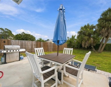 1004 67th Avenue W - Photo Thumbnail 24