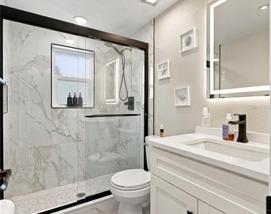 1004 67th Avenue W - Photo Thumbnail 23