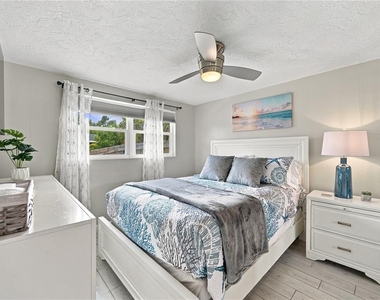 1004 67th Avenue W - Photo Thumbnail 48