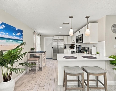 1004 67th Avenue W - Photo Thumbnail 57