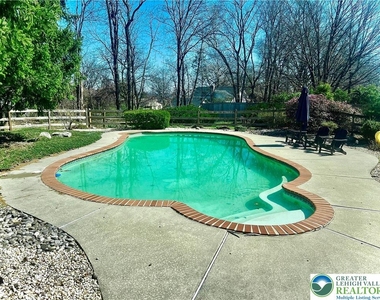 1551 Duxbury Court - Photo Thumbnail 34