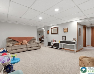 1551 Duxbury Court - Photo Thumbnail 24