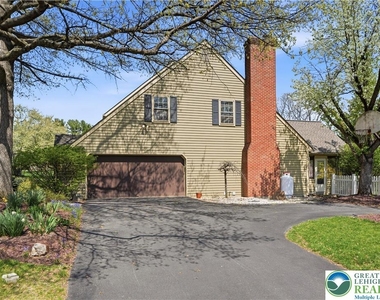 1551 Duxbury Court - Photo Thumbnail 39