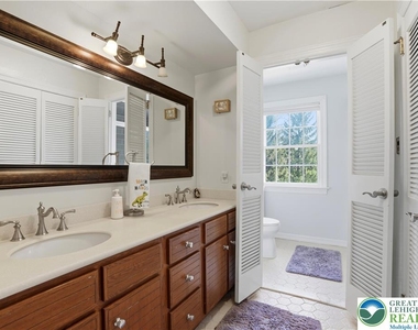 1551 Duxbury Court - Photo Thumbnail 21