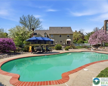 1551 Duxbury Court - Photo Thumbnail 32