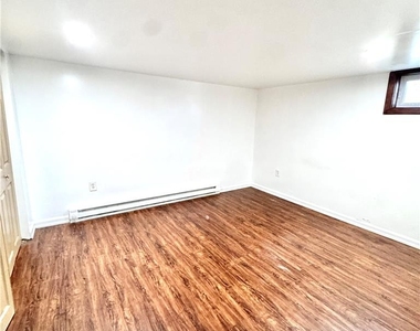 1540 Liberty Street - Photo Thumbnail 7