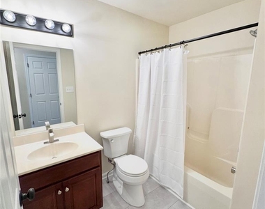 789 Mohawk Street - Photo Thumbnail 18