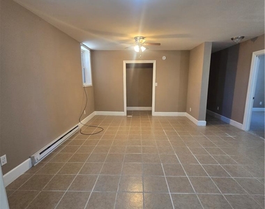 1135 E 4th Street - Photo Thumbnail 6