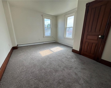1619 Main Street - Photo Thumbnail 14