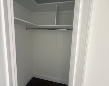 400 East 89th Street - Photo Thumbnail 14