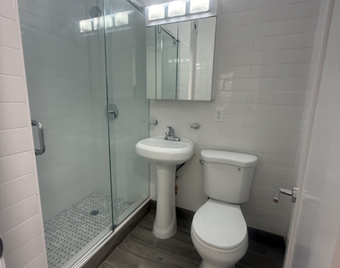 400 East 89th Street - Photo Thumbnail 11