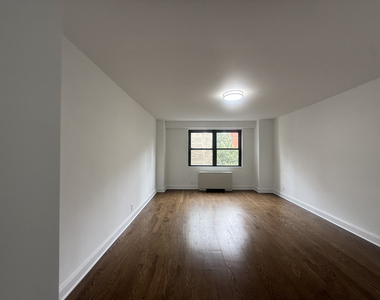 400 East 89th Street - Photo Thumbnail 15