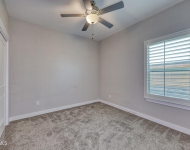 7799 Enchanted View Drive - Photo Thumbnail 30