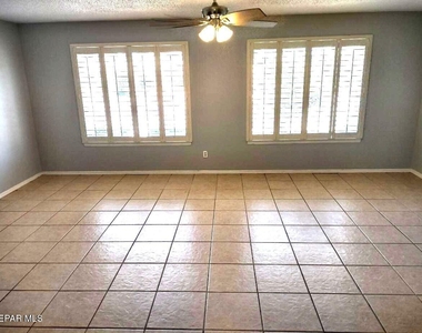 3610 Buxton Drive - Photo Thumbnail 8