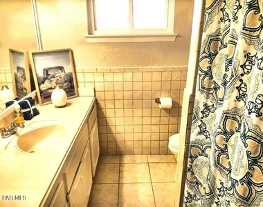 3610 Buxton Drive - Photo Thumbnail 32