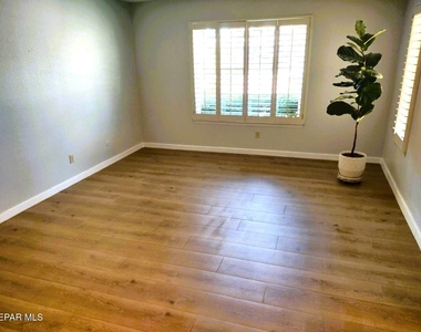 3610 Buxton Drive - Photo Thumbnail 1