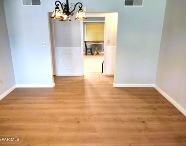 3610 Buxton Drive - Photo Thumbnail 11