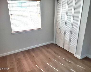 3610 Buxton Drive - Photo Thumbnail 28