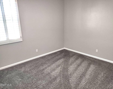 768 Pontop Hall Street - Photo Thumbnail 13