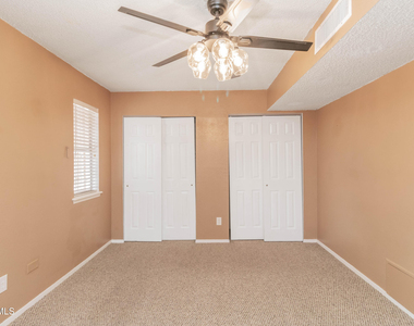 1736 Bing Crosby Drive - Photo Thumbnail 34