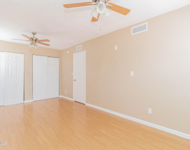 1736 Bing Crosby Drive - Photo Thumbnail 32