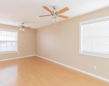 1736 Bing Crosby Drive - Photo Thumbnail 29