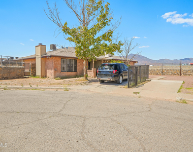 10207 Angel Falls Place - Photo Thumbnail 1
