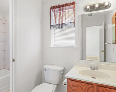 10207 Angel Falls Place - Photo Thumbnail 19