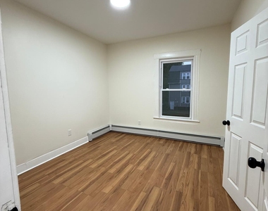 101 Enfield Street - Photo Thumbnail 5