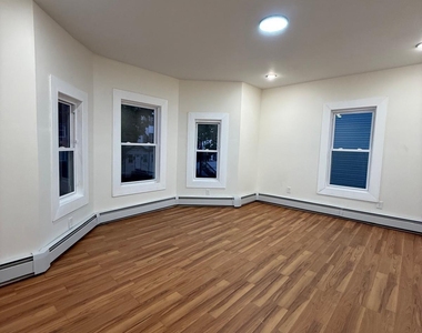 101 Enfield Street - Photo Thumbnail 4