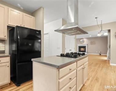22 Apollo Road - Photo Thumbnail 12
