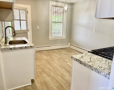39 Pawtucket Street - Photo Thumbnail 4