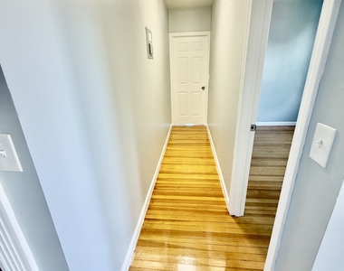 39 Pawtucket Street - Photo Thumbnail 3