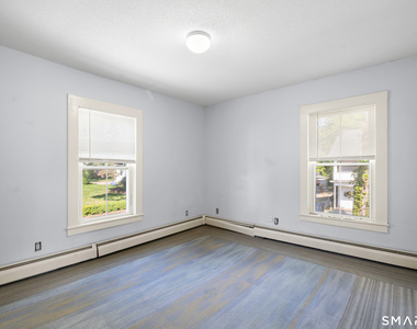 251 Summit Street - Photo Thumbnail 6
