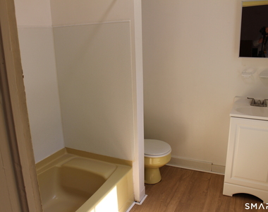 251 Summit Street - Photo Thumbnail 20